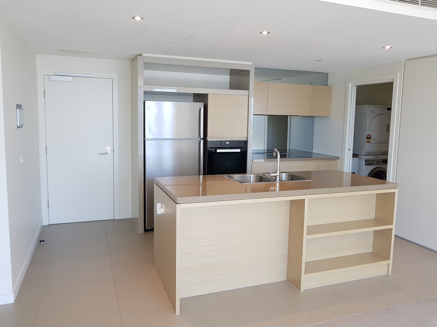 1204/9 Waterside Place, Docklands, VIC 3008, Docklands - Thumbnail 3