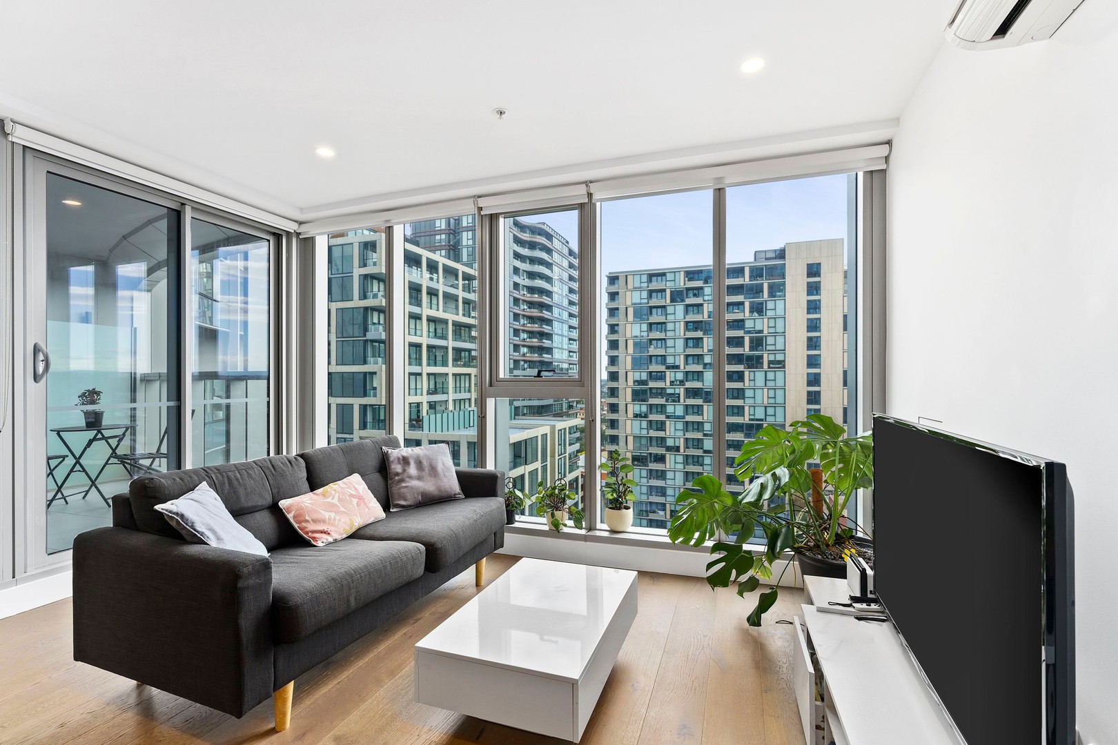 1205/15 Everage Street, Moonee Ponds, VIC 3039 - Thumbnail 2 - 21/06/2022