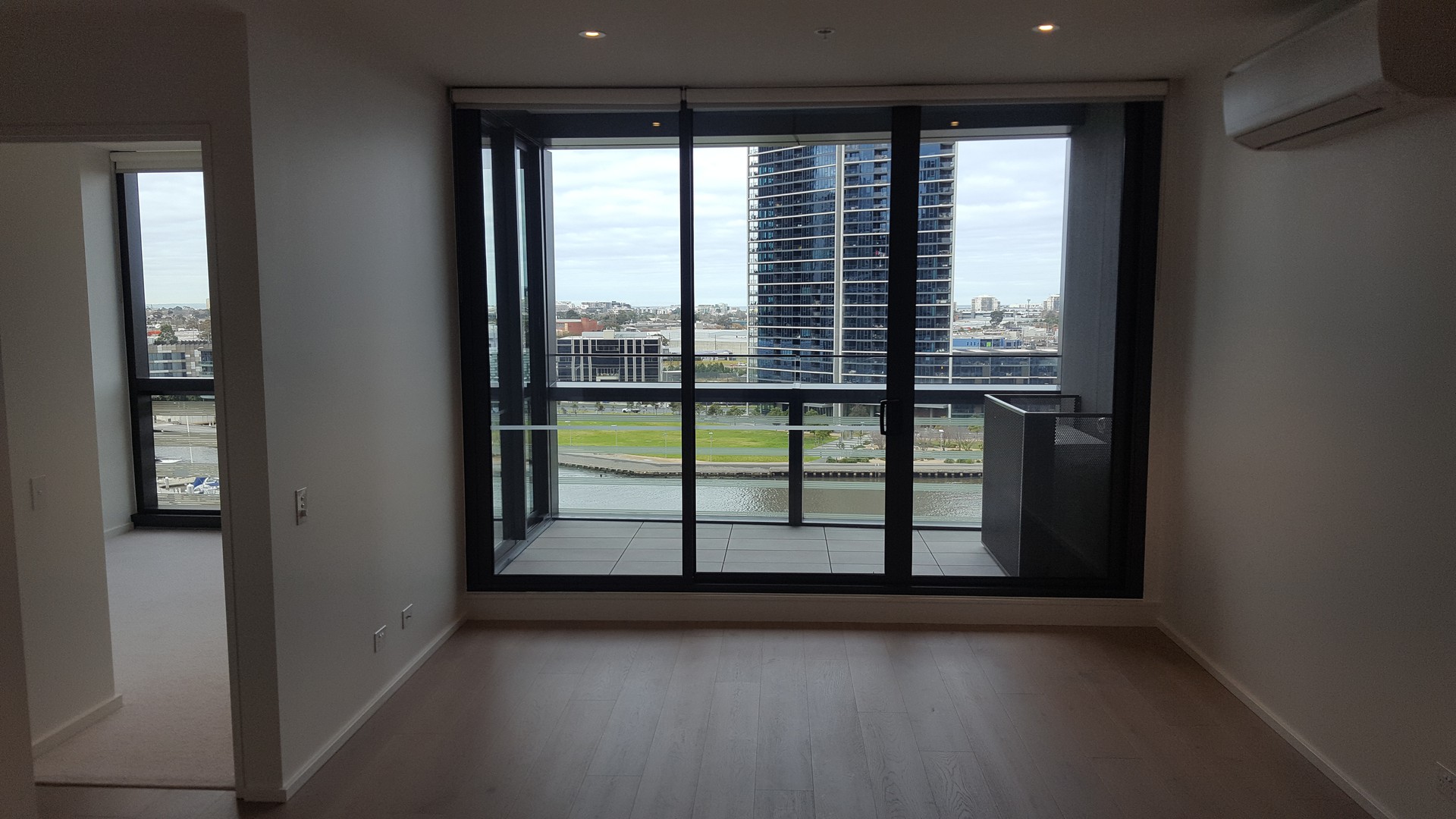 1207n/883 Collins Street, Docklands, VIC 3008, Docklands - Thumbnail 2