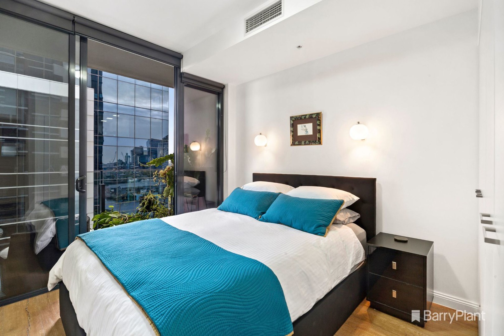 2/2 Darebin Street, Heidelberg, Docklands - Thumbnail 5