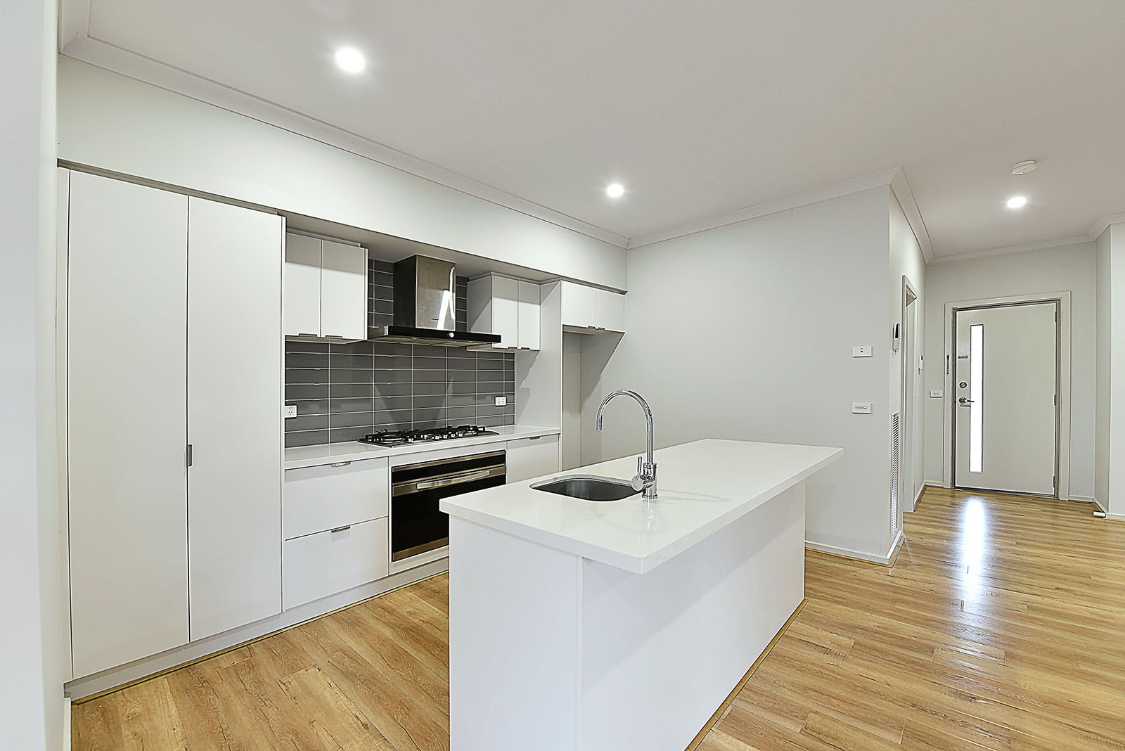 121 Blossom Dr, Greenvale, VIC 3059 - Thumbnail 2 - 03/06/2026