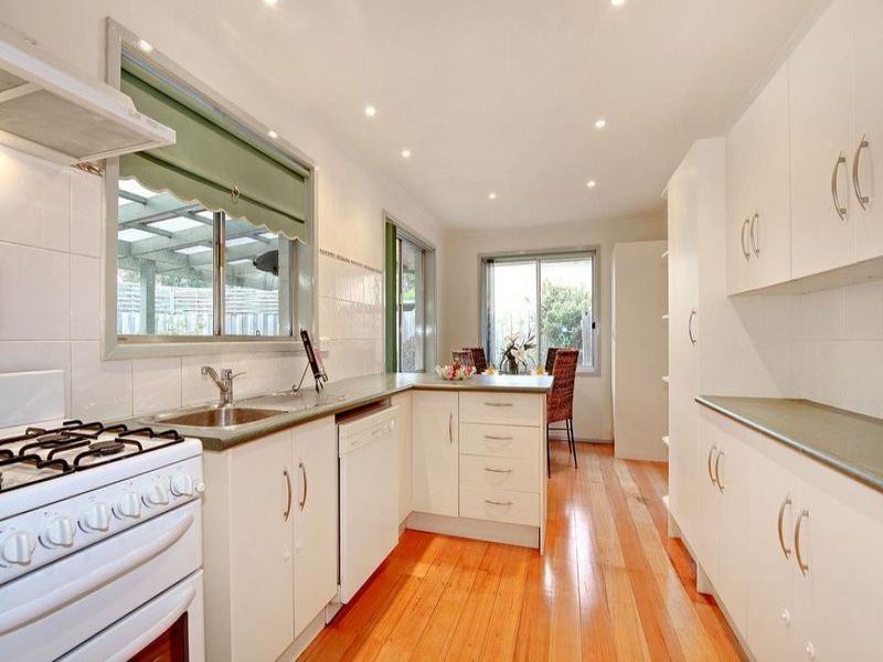 121 Carronvale Road, Mooroolbark, VIC 3138, Mooroolbark - Thumbnail 5