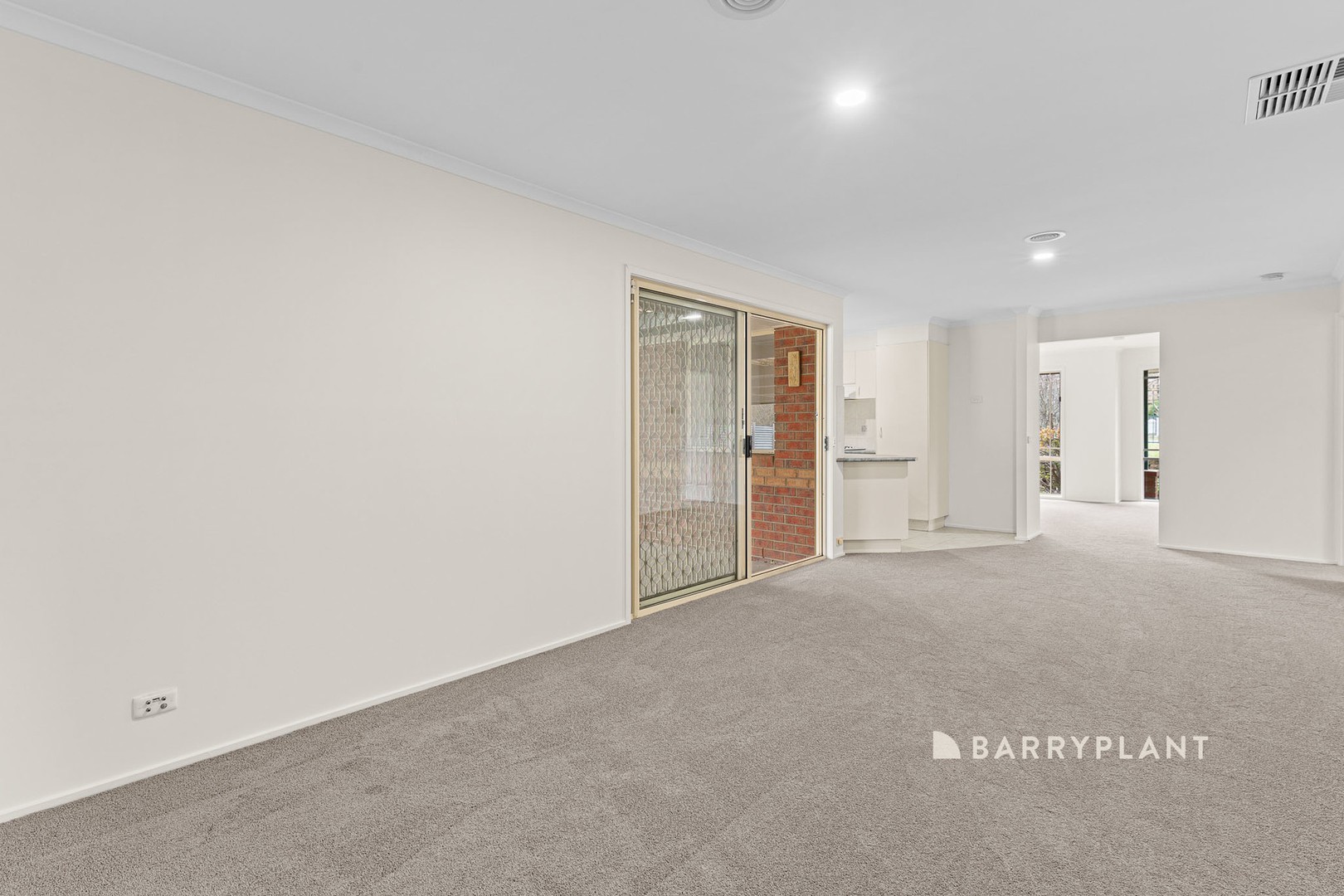 121 Fleetwood Drive, Narre Warren, VIC 3805, Narre Warren - Thumbnail 8