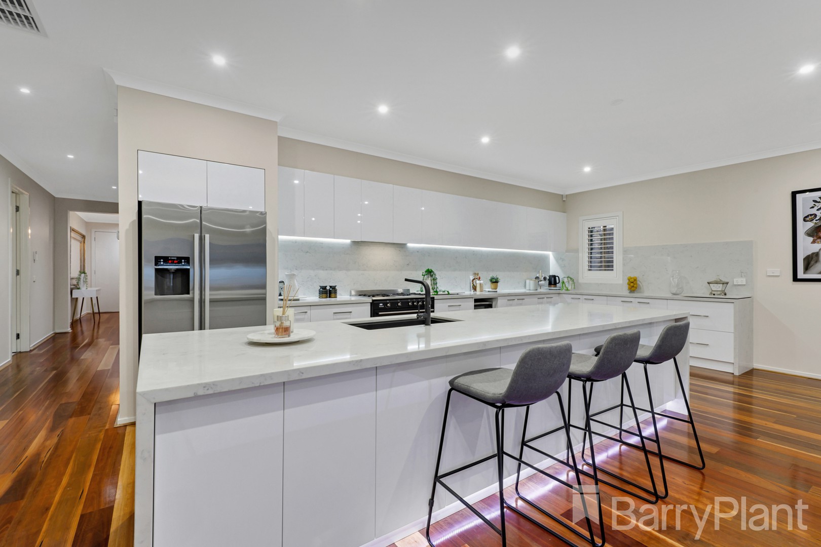 121 Queens Gardens, Bundoora, VIC 3083, Bundoora - Thumbnail 3