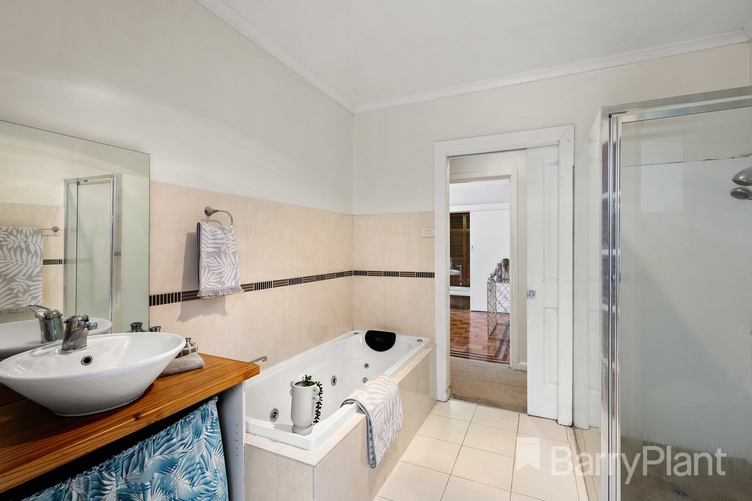 121 Rattray Road, Montmorency, VIC 3094, Montmorency - Thumbnail 4