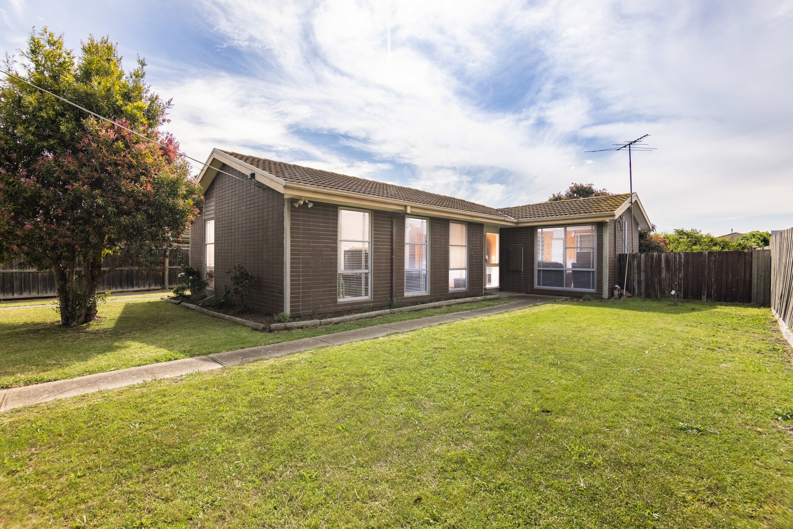 122 Fairbairn DriveCorio, VIC 3214, Corio - Thumbnail 3
