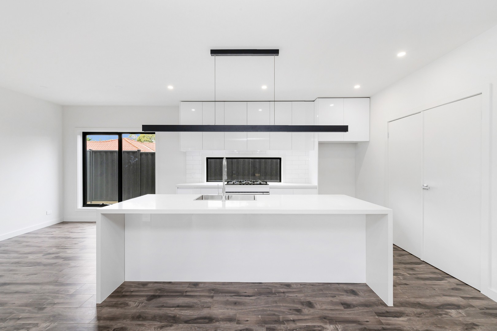 1,2,3/4 Buckingham Street, Sydenham, VIC 3037, Sydenham - Thumbnail 4