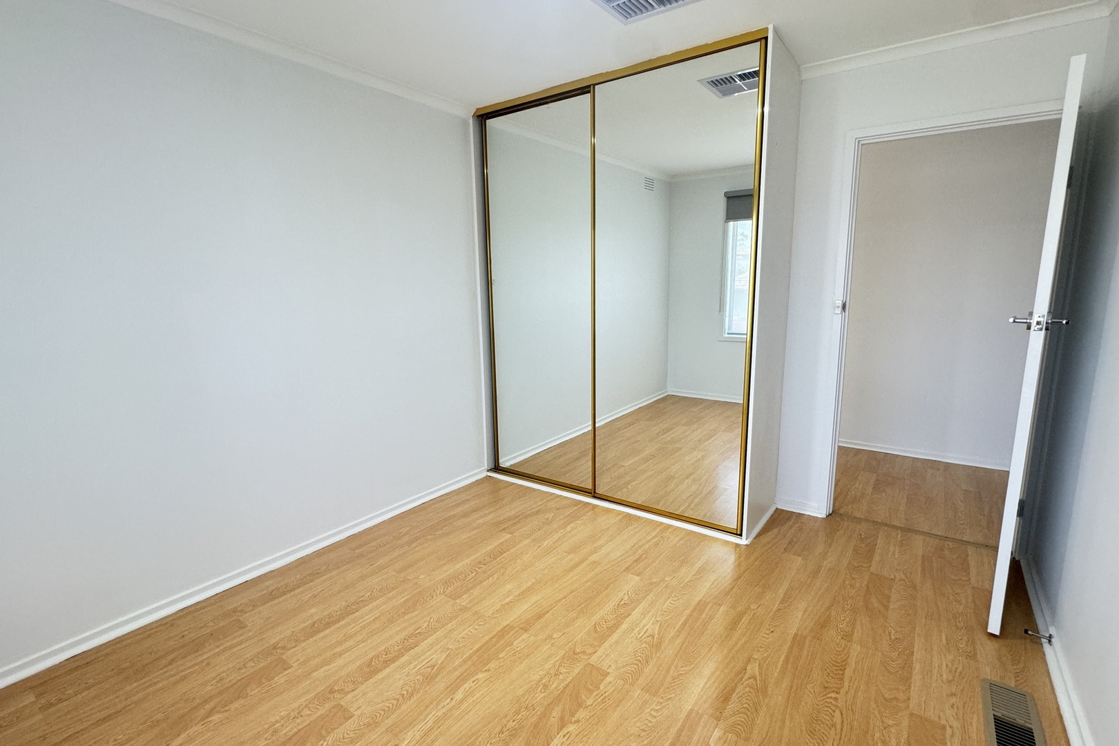 123 Casey Drive, Lalor, VIC 3075, Lalor - Thumbnail 7