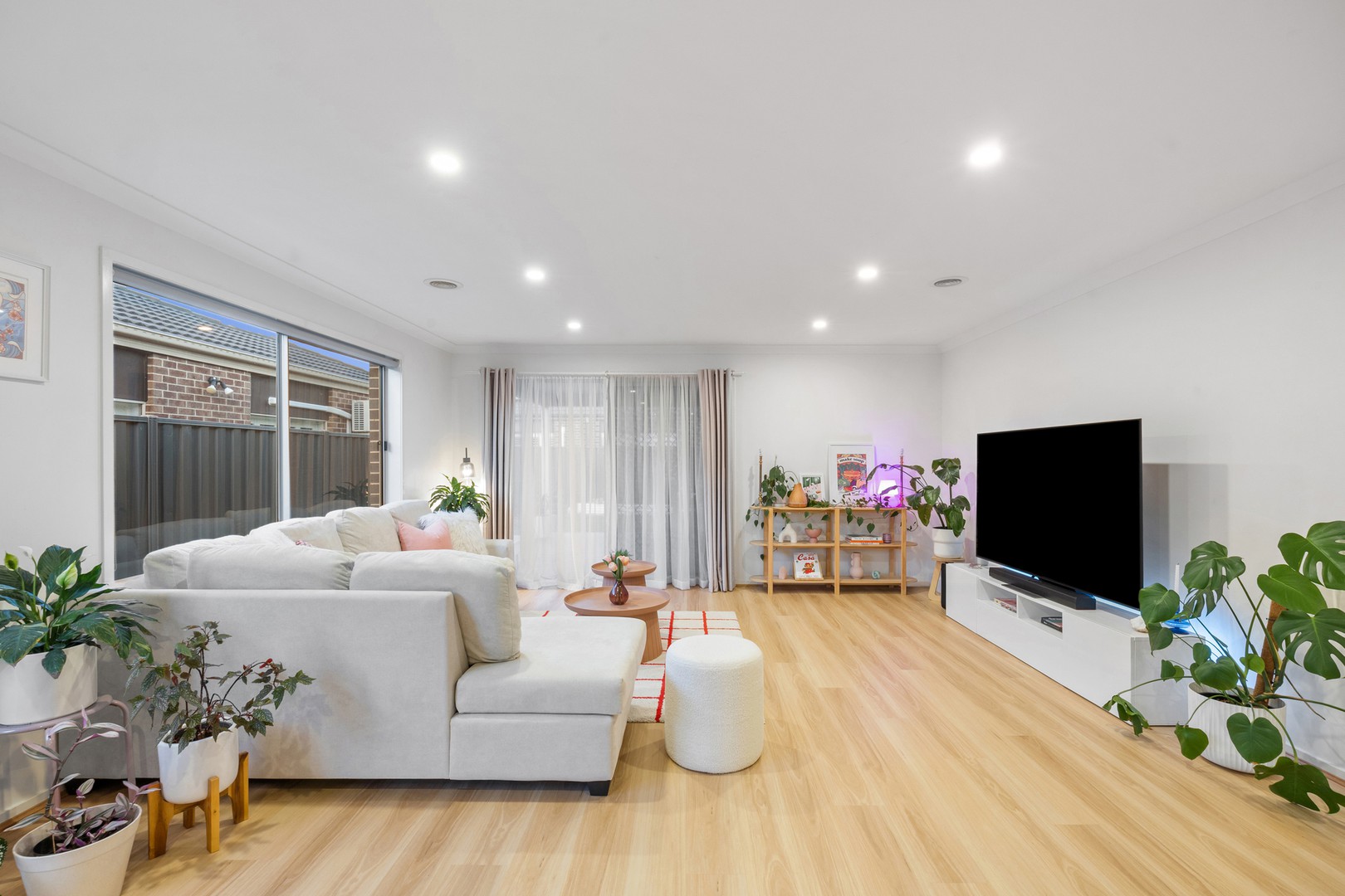 123 Catherine Drive, Hillside, VIC 3037, Hillside - Thumbnail 3