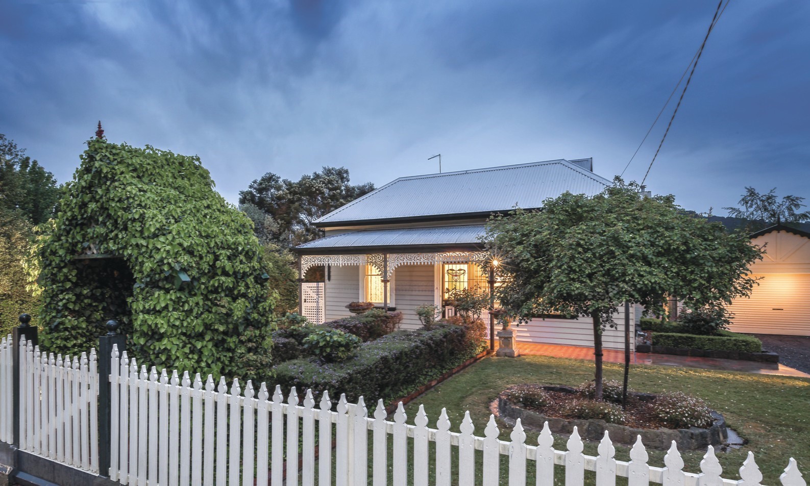 123 Scott Parade, Ballarat East, VIC 3350 - Thumbnail 2 - 10/08/2023