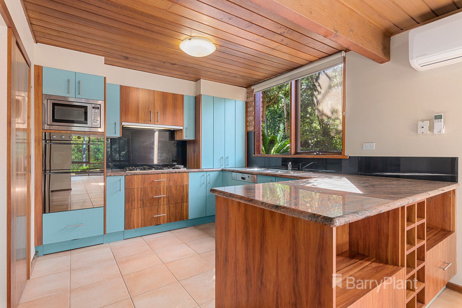 123 Thompson  Crescent, Research, VIC 3095, Research - Thumbnail 2