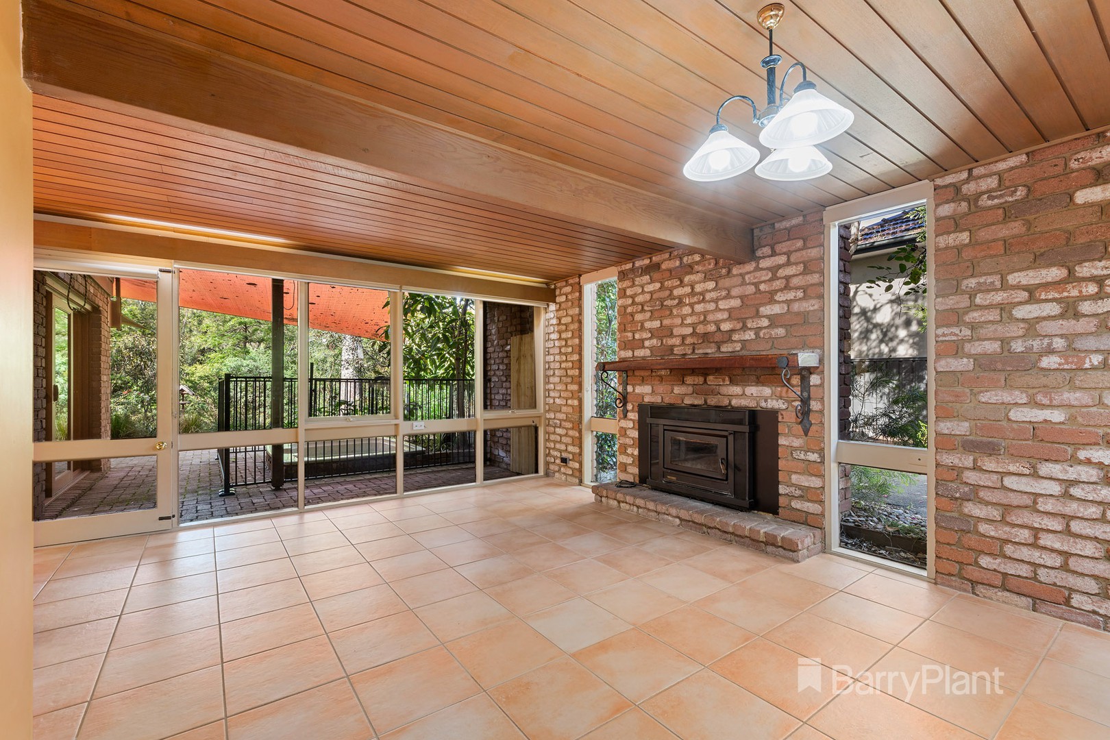 123 Thompson  Crescent, Research, VIC 3095, Research - Thumbnail 3