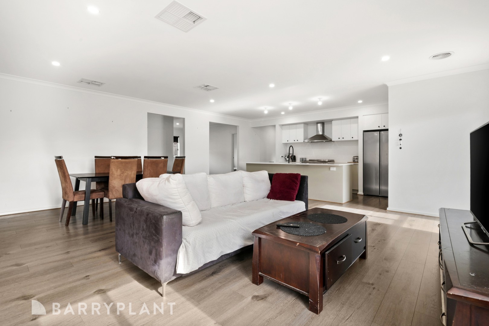 123 Wallara Waters BlvdWallan, vic 3756  - Leased, Wallan - Thumbnail 3