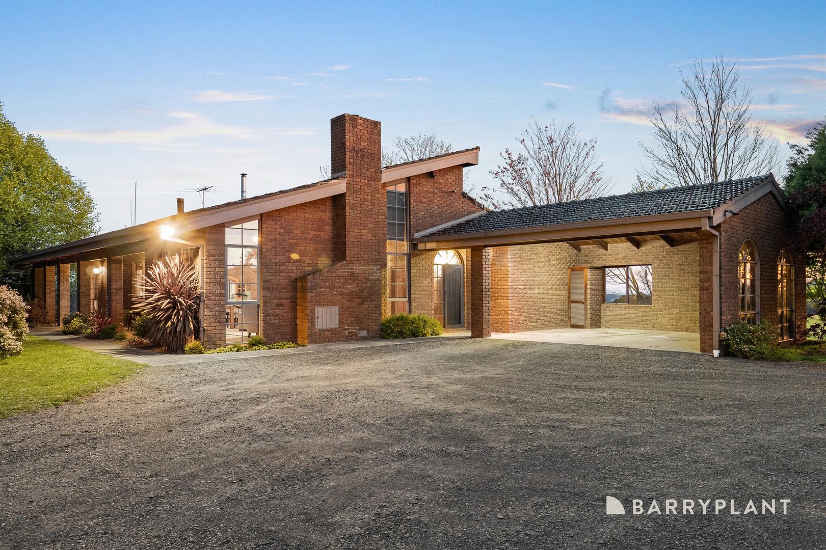 1230 Pakenham Road, Mount Burnett, VIC 3781, Mount Burnett - Thumbnail 3