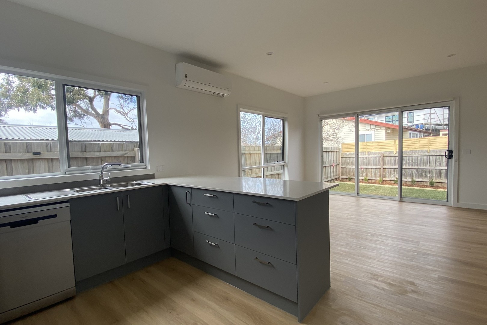 124 Royal Parade, Reservoir, VIC 3073, Reservoir - Thumbnail 4