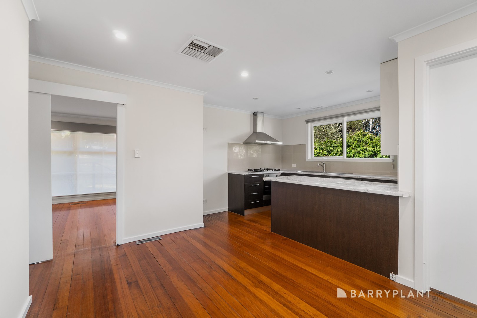 124 St Helena Road, Briar Hill, VIC 3088, Briar Hill - Thumbnail 3