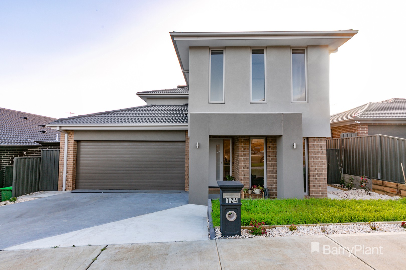 124 Timberline Parkway, Pakenham, VIC 3810, Pakenham - Thumbnail 2