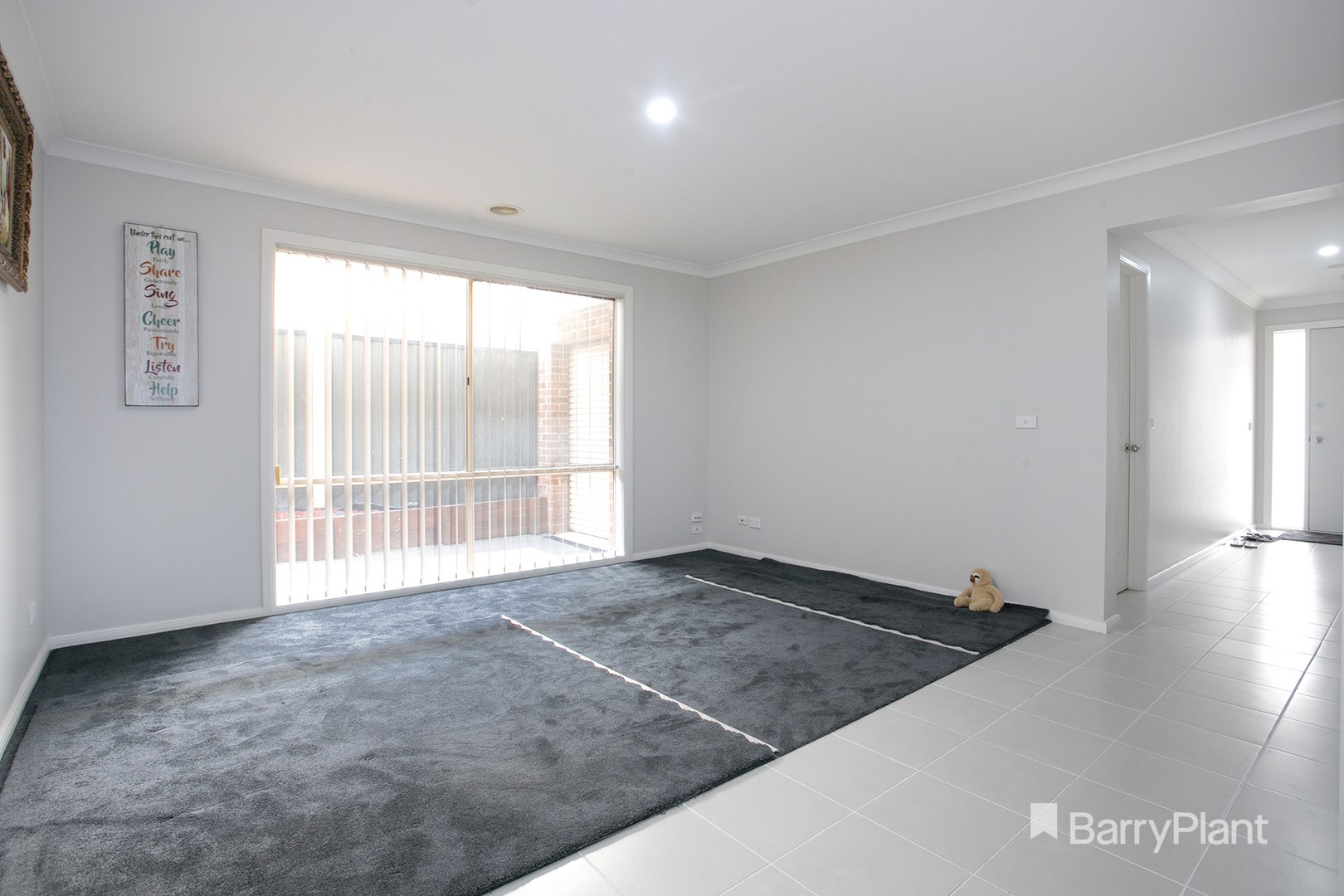 124 Windermere Boulevard, Pakenham, VIC 3810, Pakenham - Thumbnail 6