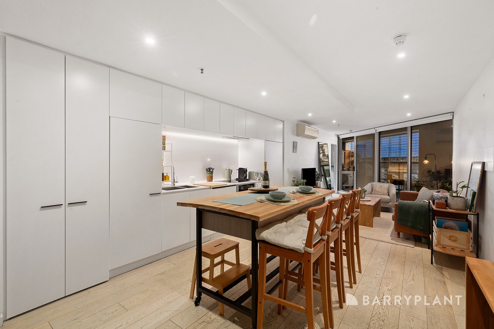 125/1 Ascot Vale Road, Flemington, VIC 3031 - Thumbnail 2 - 12/06/2025