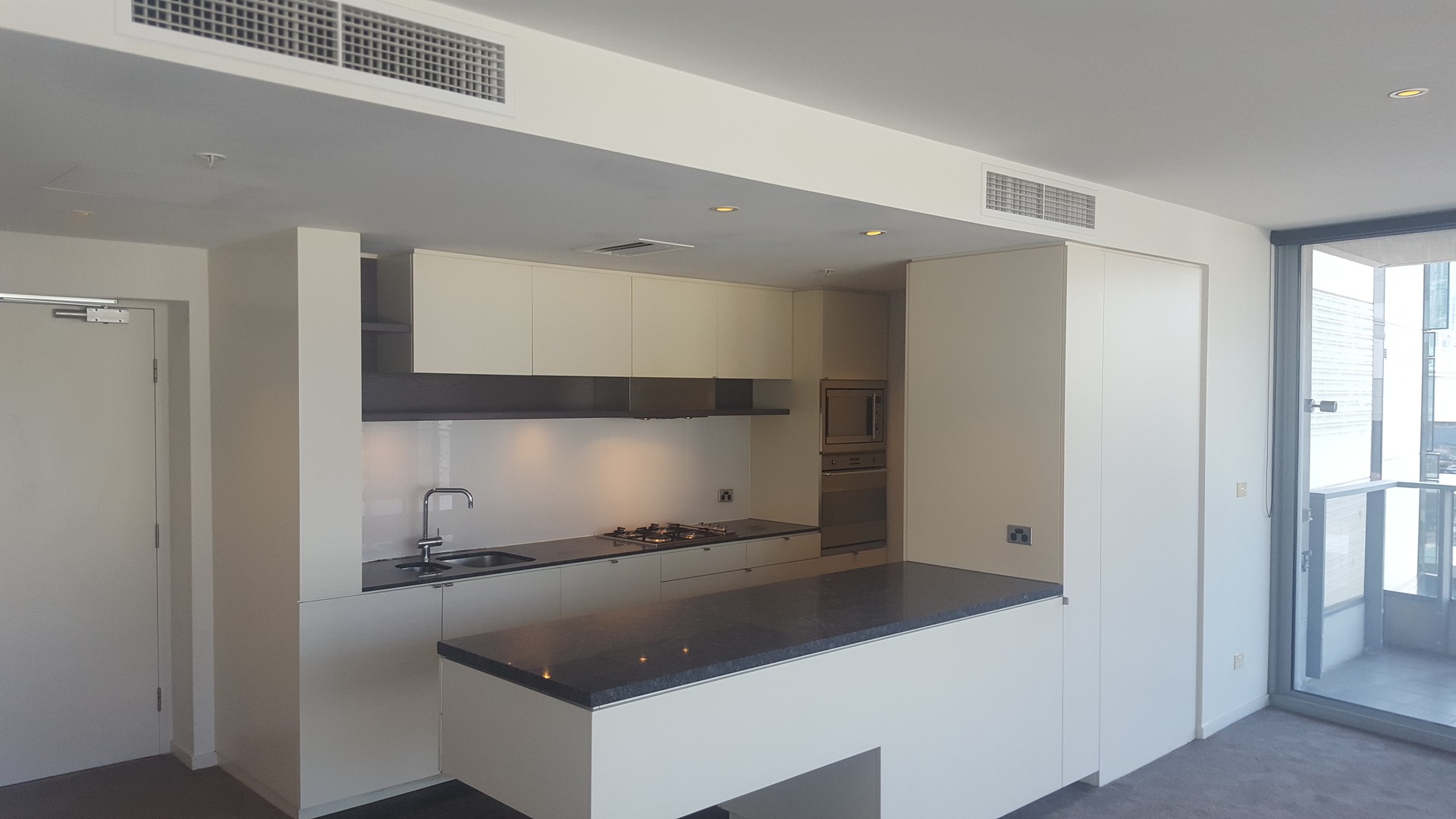125/55 Victoria Harbour Promenade, Docklands, VIC 3008, Docklands - Thumbnail 2