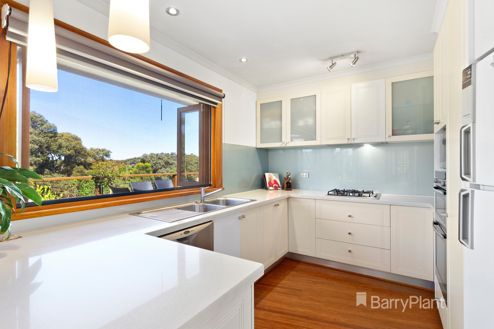 125 Astons RoadYarrambat, VIC 3091, Yarrambat - Thumbnail 4