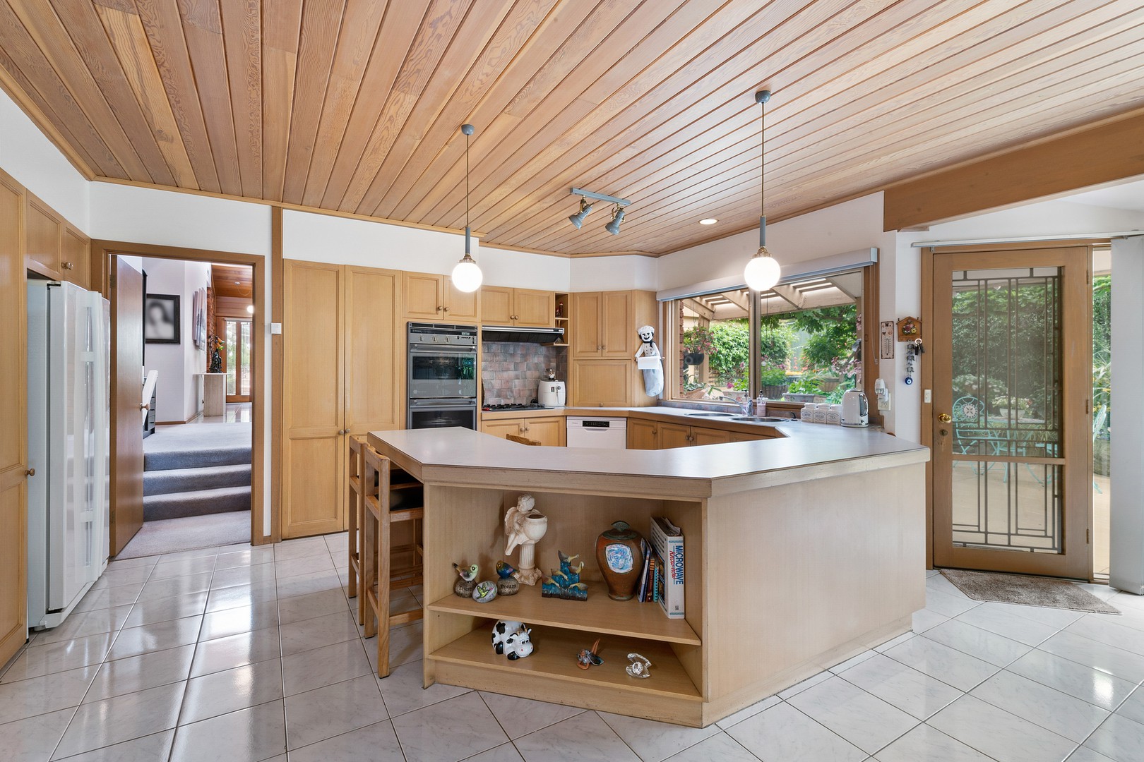 125 Burrowye Crescent, Keilor, VIC 3036, Keilor - Thumbnail 5