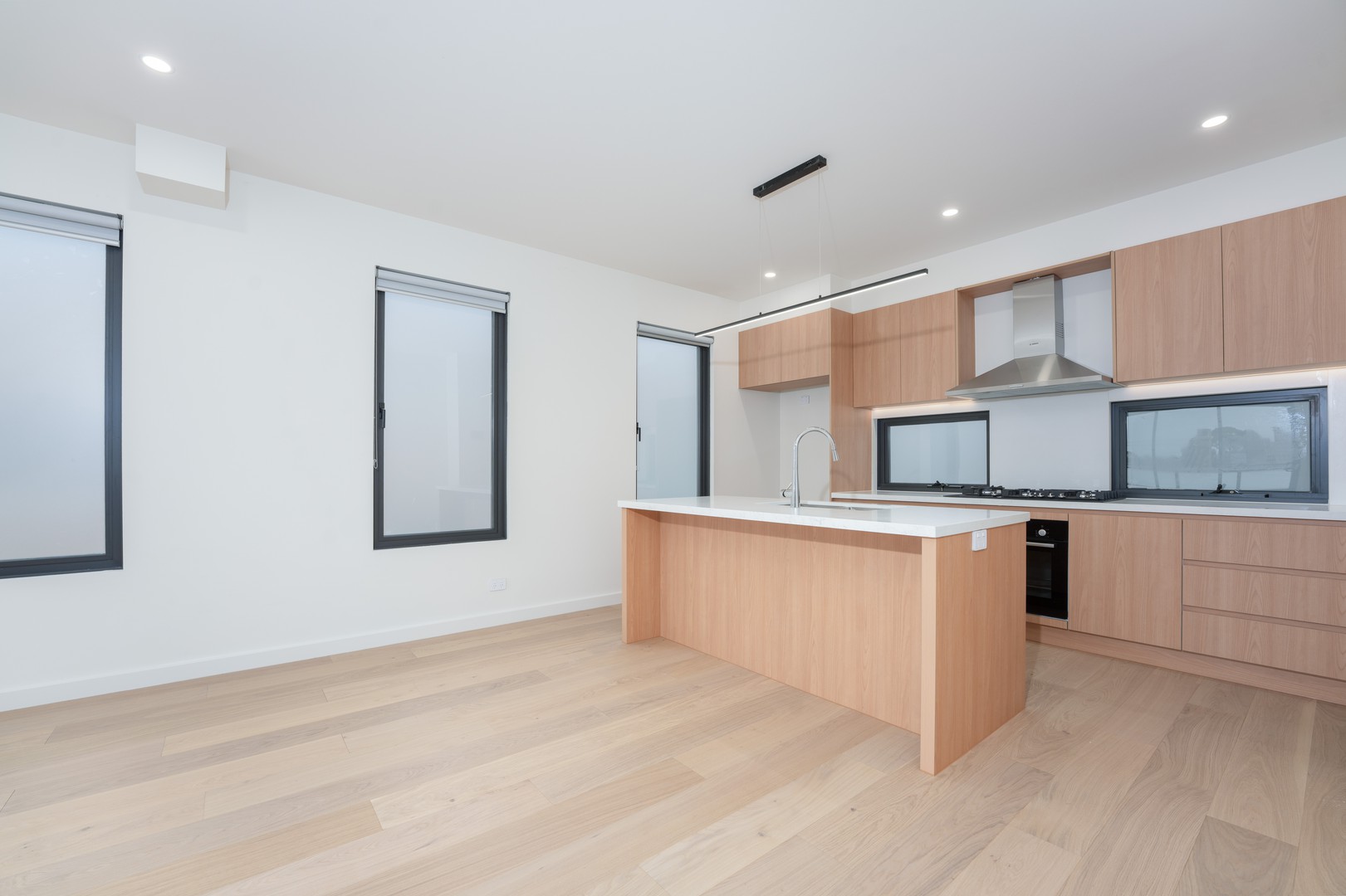 125 Cape Street, Heidelberg, VIC 3084 - Thumbnail 2 - 06/08/2026