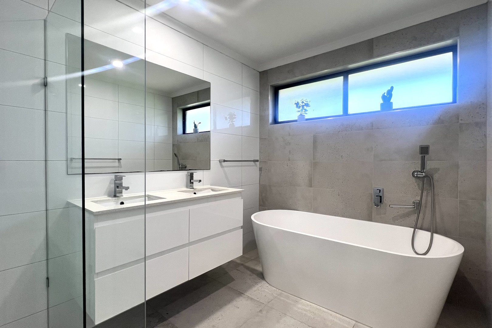 126 Kings Road, St Albans, VIC 3021, St Albans - Thumbnail 2