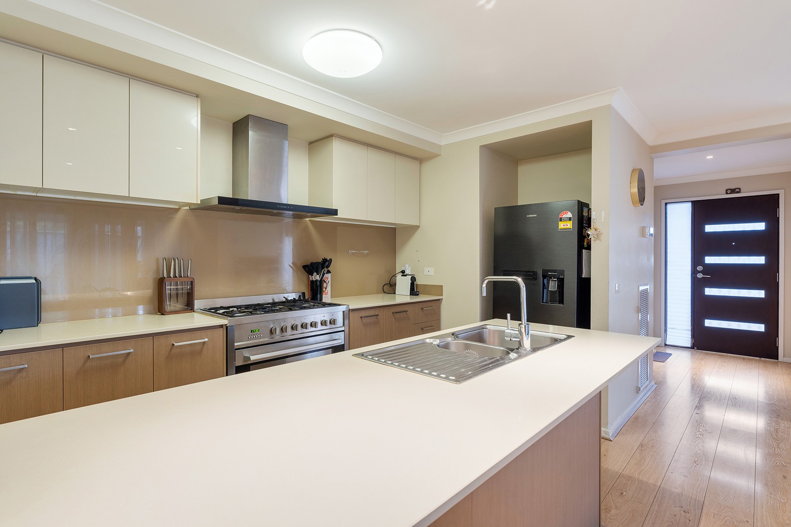 126 Moor Park Drive, Craigieburn, VIC 3064, Craigieburn - Thumbnail 4