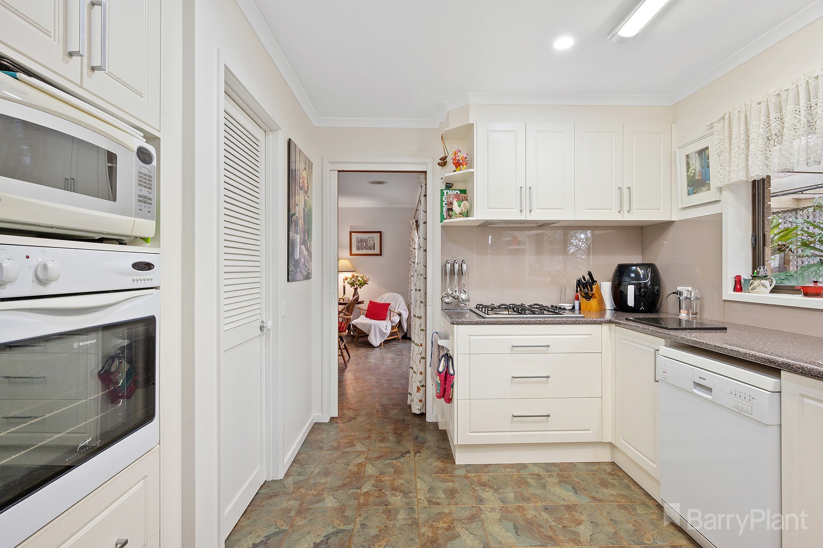 126 Ryalls Lane, Strathfieldsaye, VIC 3551, Strathfieldsaye - Thumbnail 2