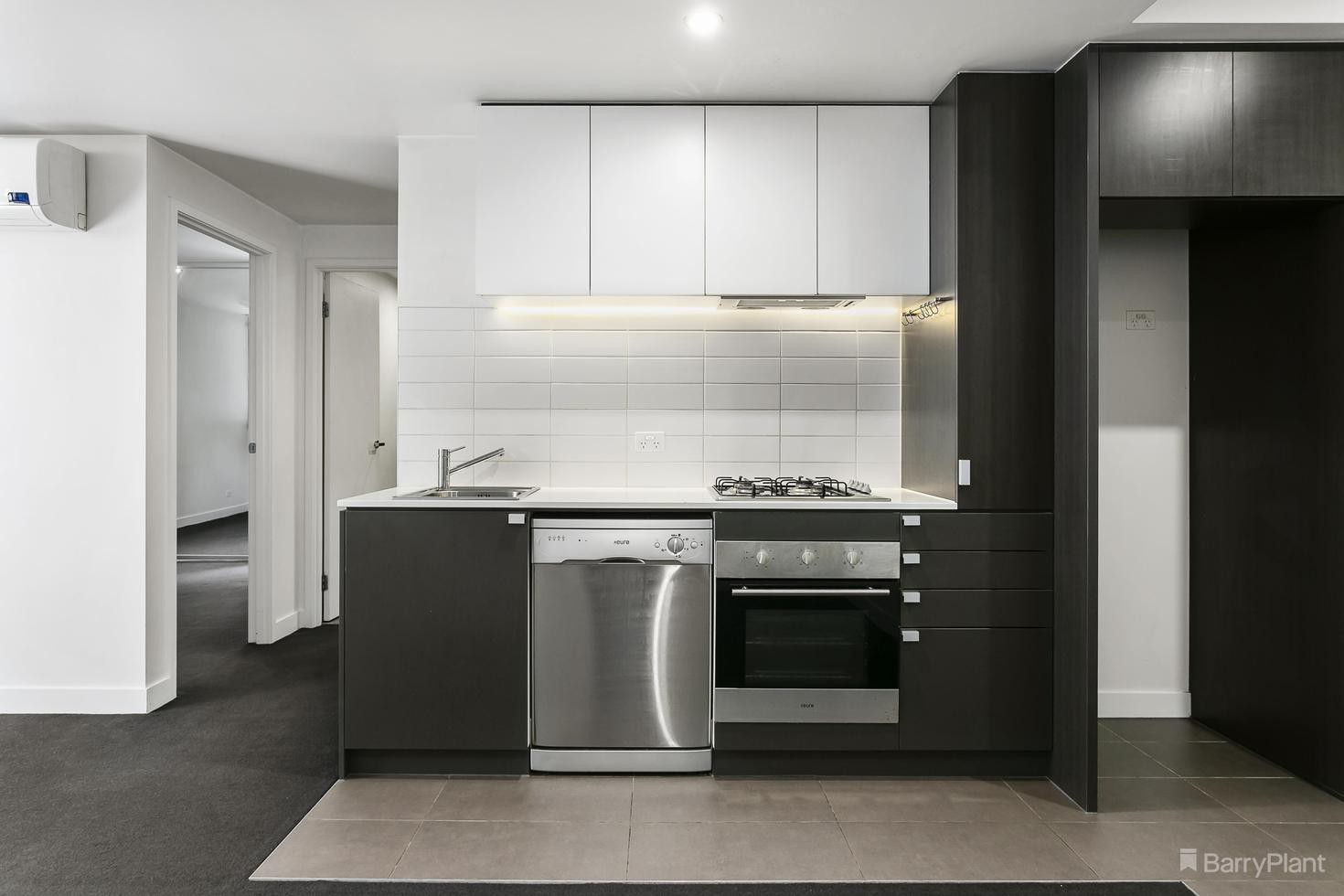 126B/1 Colombo Street, Mitcham, VIC 3132, Mitcham - Thumbnail 2