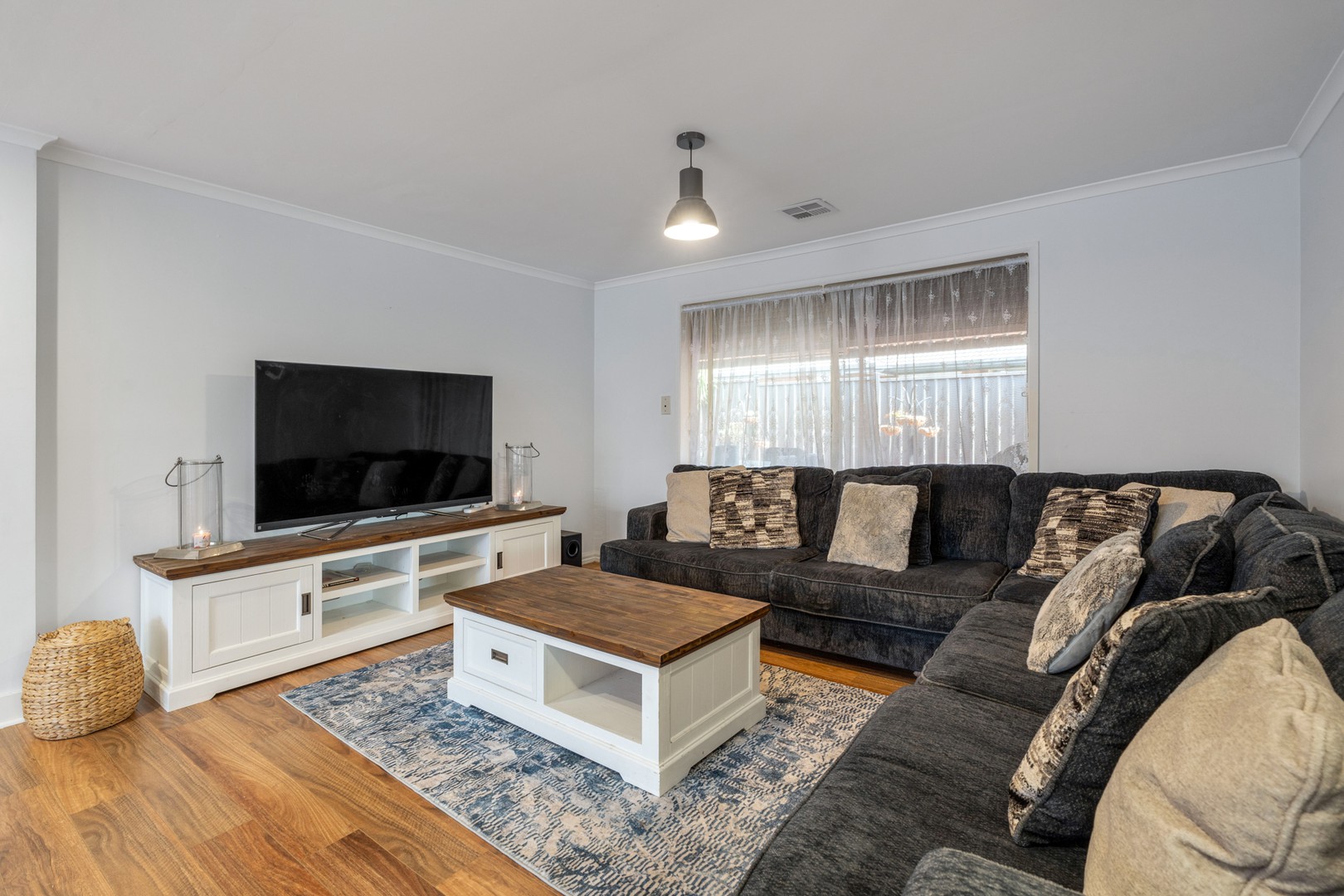 127 Hothlyn Drive, Craigieburn, VIC 3064, Craigieburn - Thumbnail 5