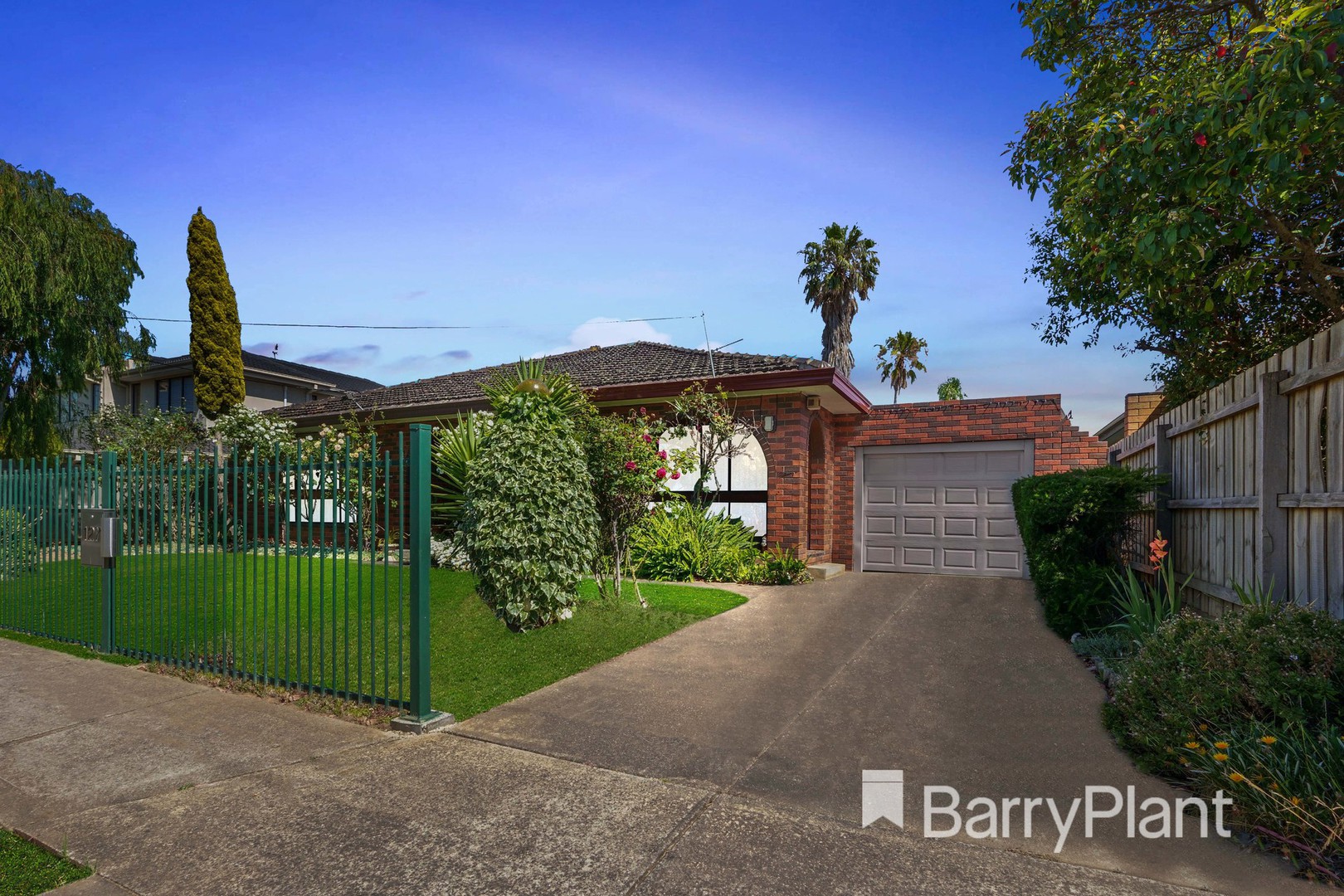 127 Princes Highway, Werribee, VIC 3030 - Thumbnail 2 - 12/01/2023
