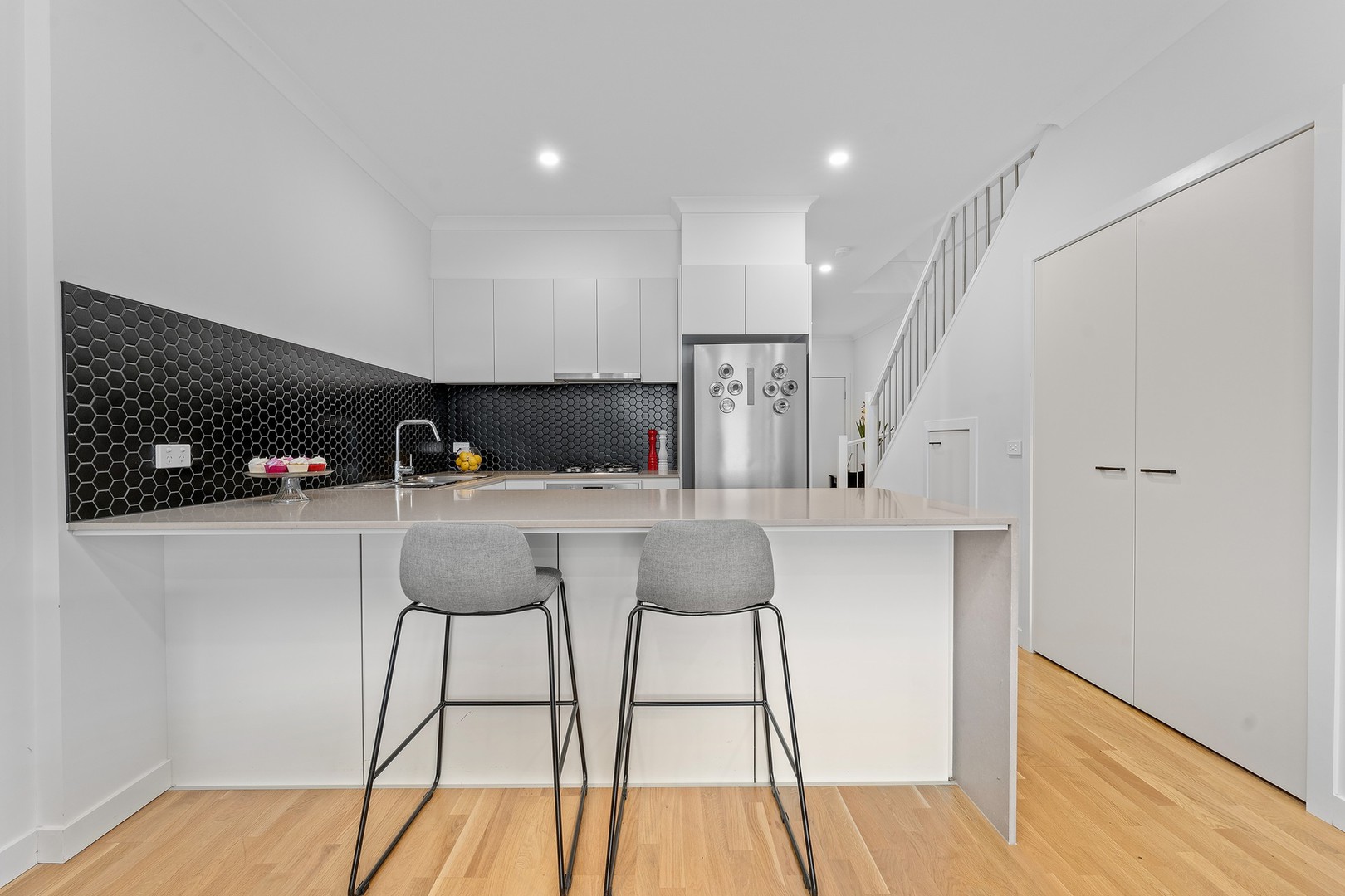 127 Waterhaven Boulevard, Point Cook, VIC 3030, Point Cook - Thumbnail 4