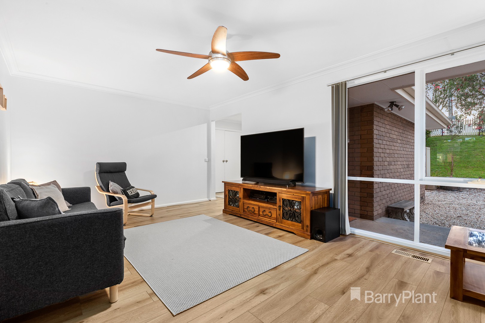 128 Edward RoadChirnside Park, VIC 3116, Chirnside Park - Thumbnail 5