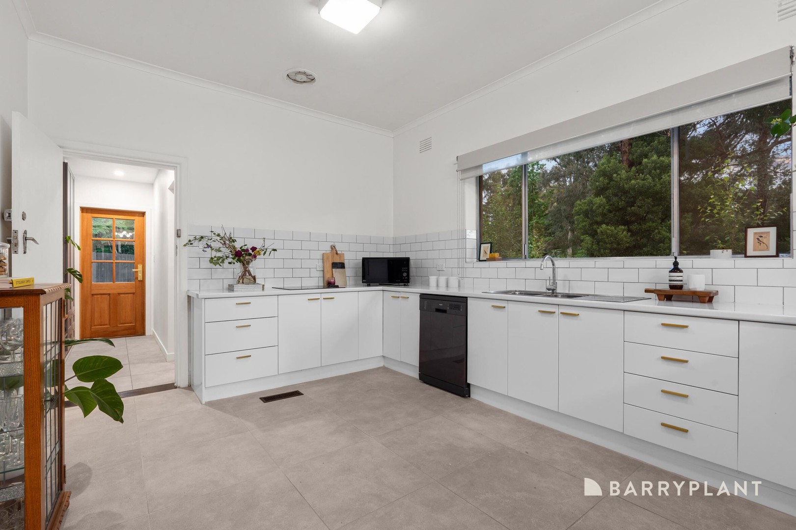 128 Emerald Monbulk Road, Emerald, VIC 3782, Emerald - Thumbnail 8