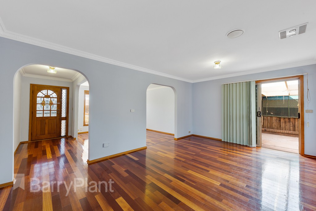128 Parmelia Drive, Taylors Lakes, VIC 3038, Taylors Lakes - Thumbnail 2