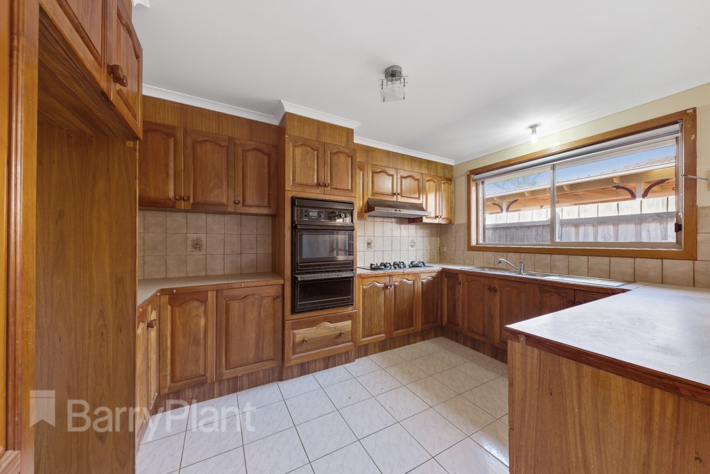 128 Parmelia Drive, Taylors Lakes, VIC 3038, Taylors Lakes - Thumbnail 4