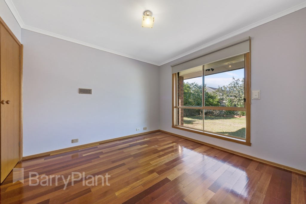 128 Parmelia Drive, Taylors Lakes, VIC 3038, Taylors Lakes - Thumbnail 8