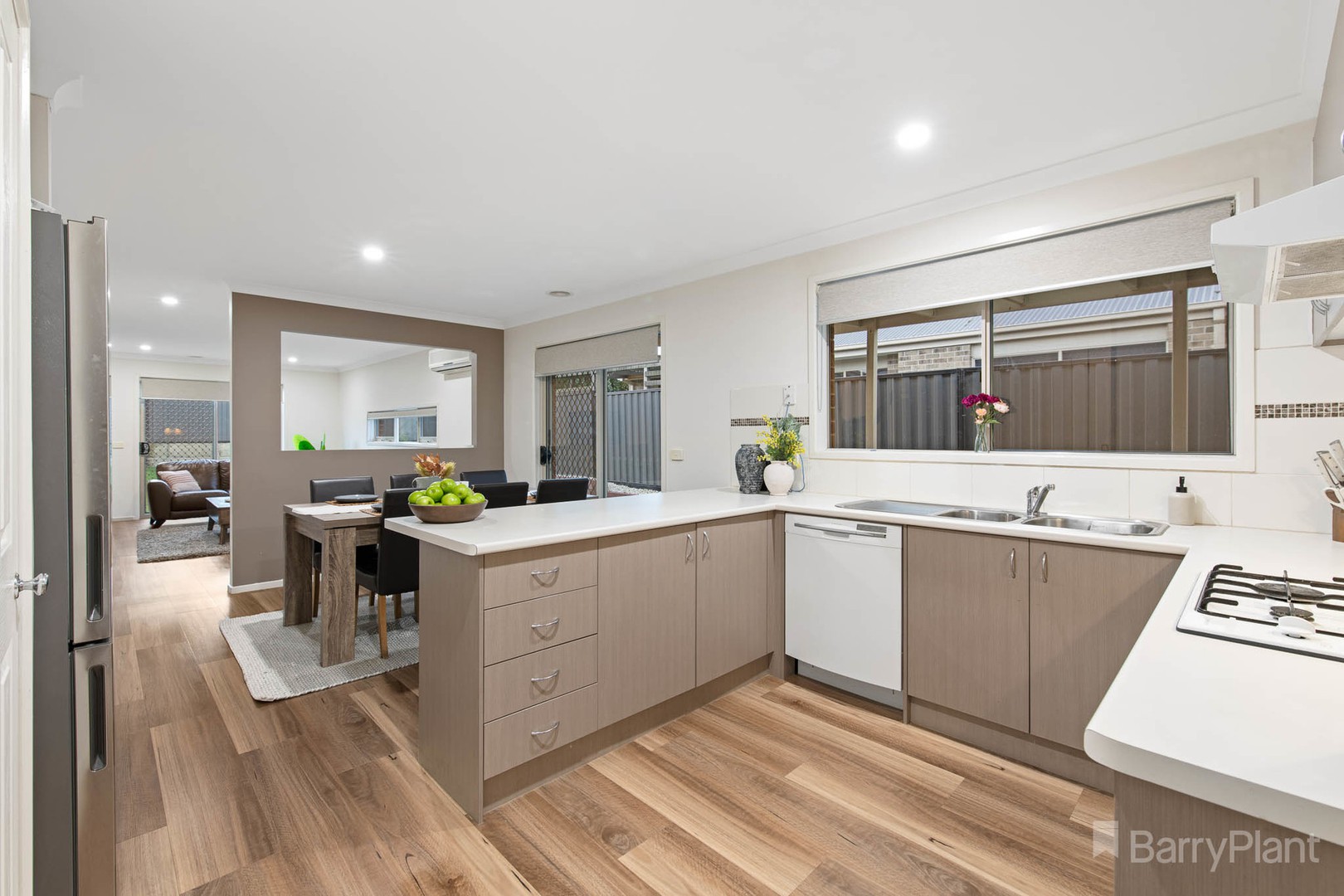 128 Windermere Boulevard, Pakenham, VIC 3810, Pakenham - Thumbnail 3