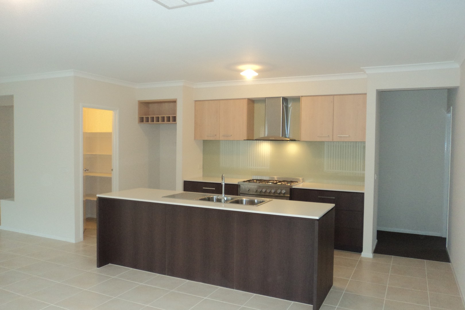 129 Tom Roberts Parade, Point Cook, VIC 3030, Point Cook - Thumbnail 5