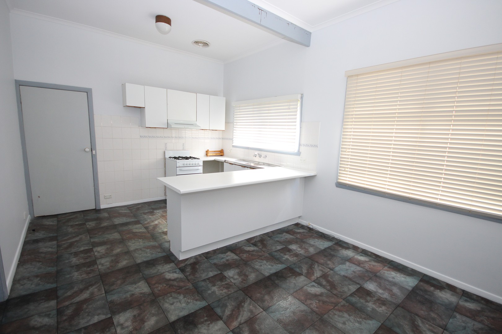 129 Weller Street, Geelong West, VIC 3218 - Thumbnail 2 - 11/07/2025