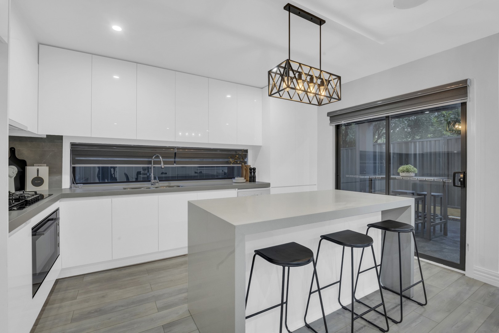 129A Hothlyn Drive, Craigieburn, VIC 3064, Craigieburn - Thumbnail 2