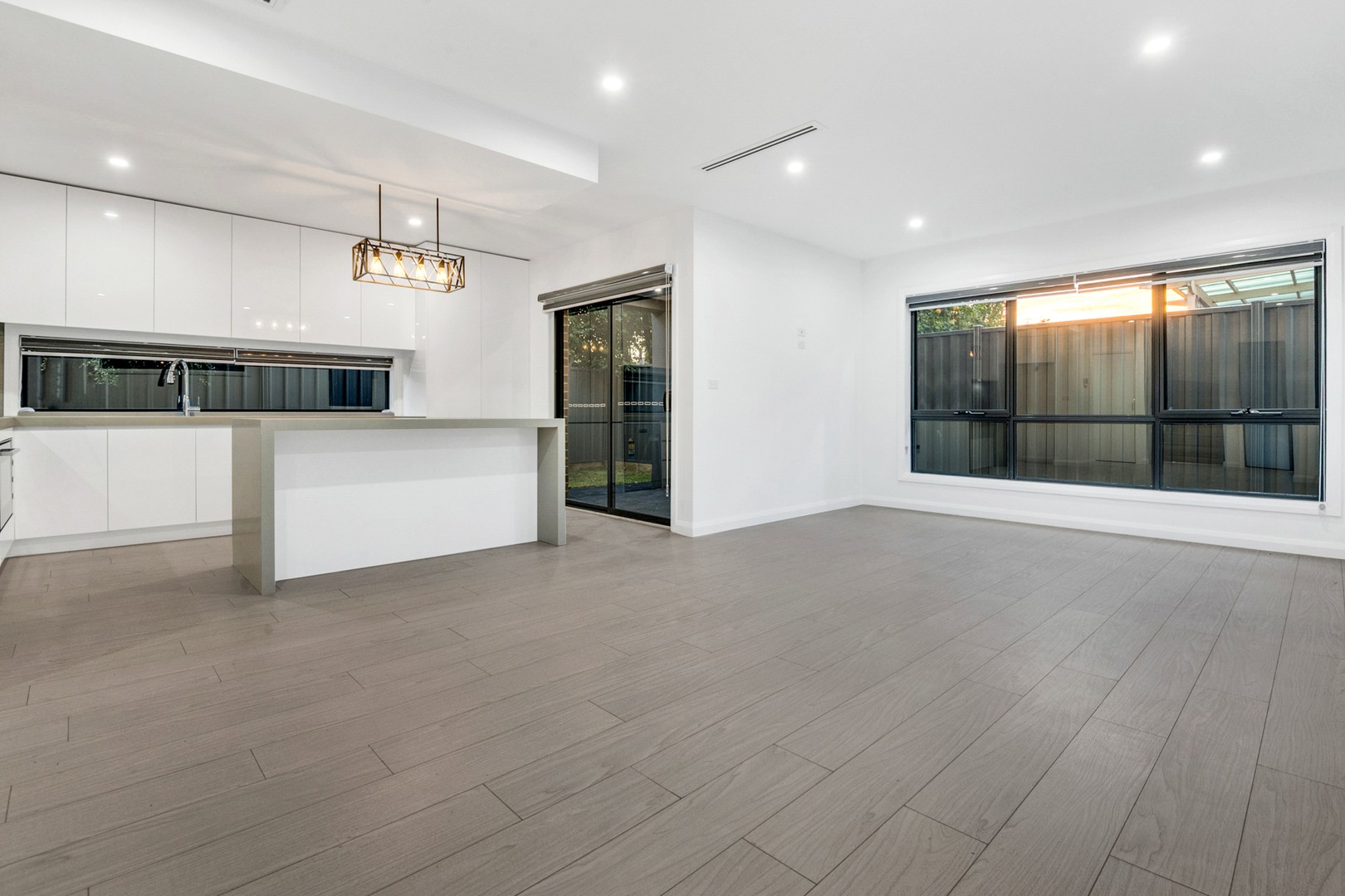 129A Hothlyn Drive, Craigieburn, VIC 3064, Craigieburn - Thumbnail 3