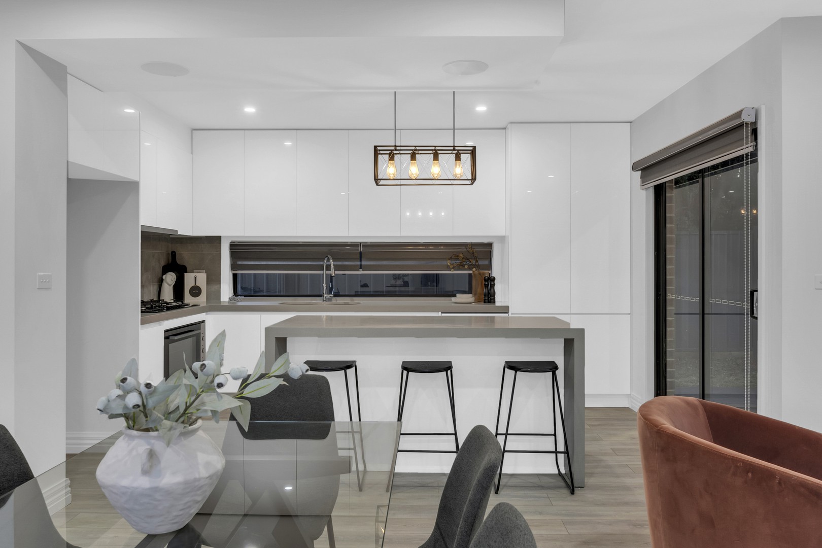 129A Hothlyn Drive, Craigieburn, VIC 3064, Craigieburn - Thumbnail 3