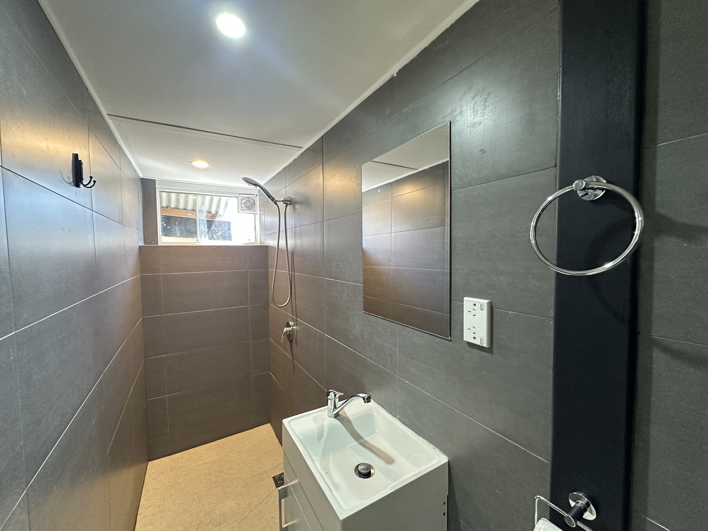 12A Bakewell Street, Herne Hill, VIC 3218, Herne Hill - Thumbnail 3