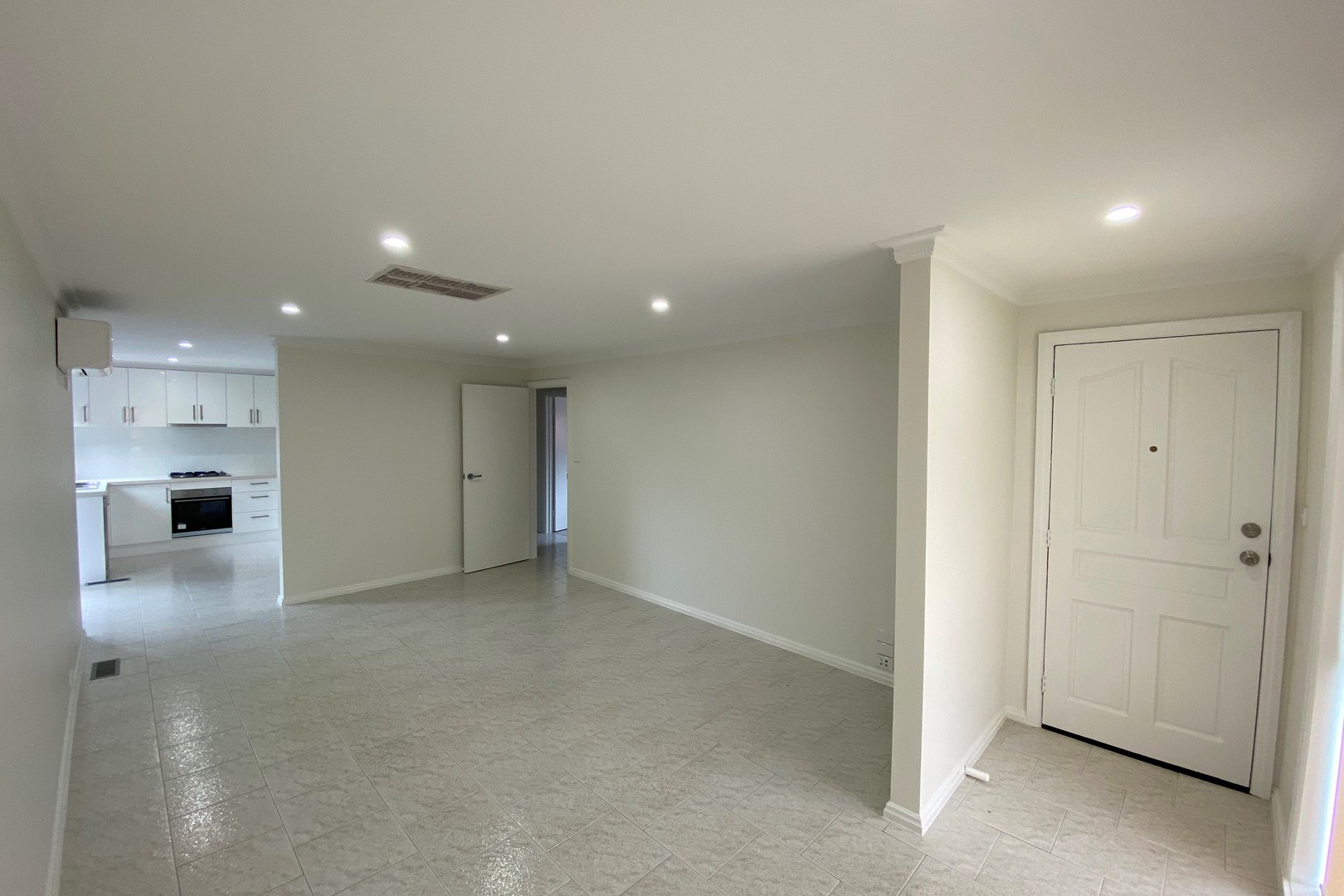 12A Claremont Crescent, Reservoir, VIC 3073, Reservoir - Thumbnail 3