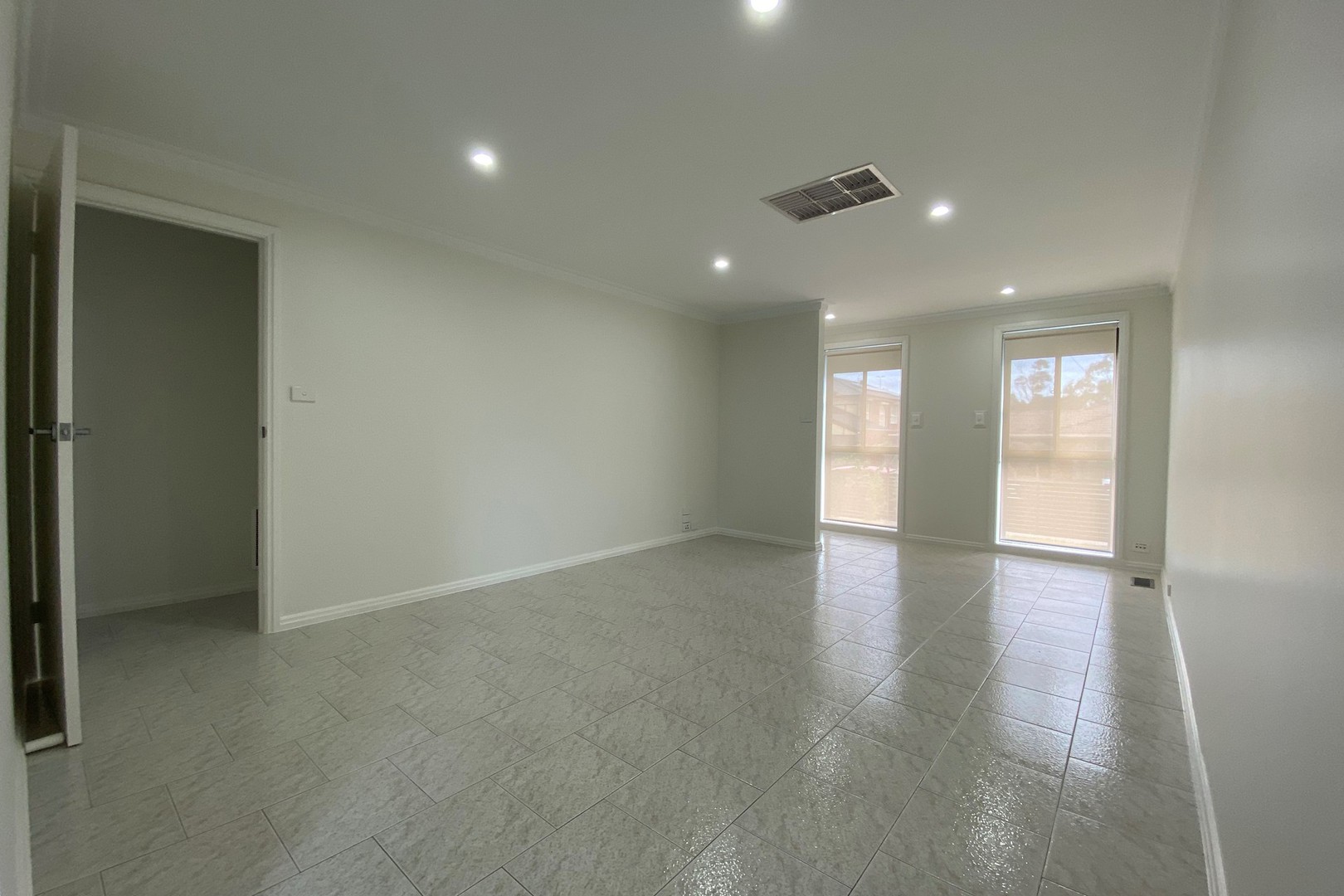 12A Claremont Crescent, Reservoir, VIC 3073, Reservoir - Thumbnail 5
