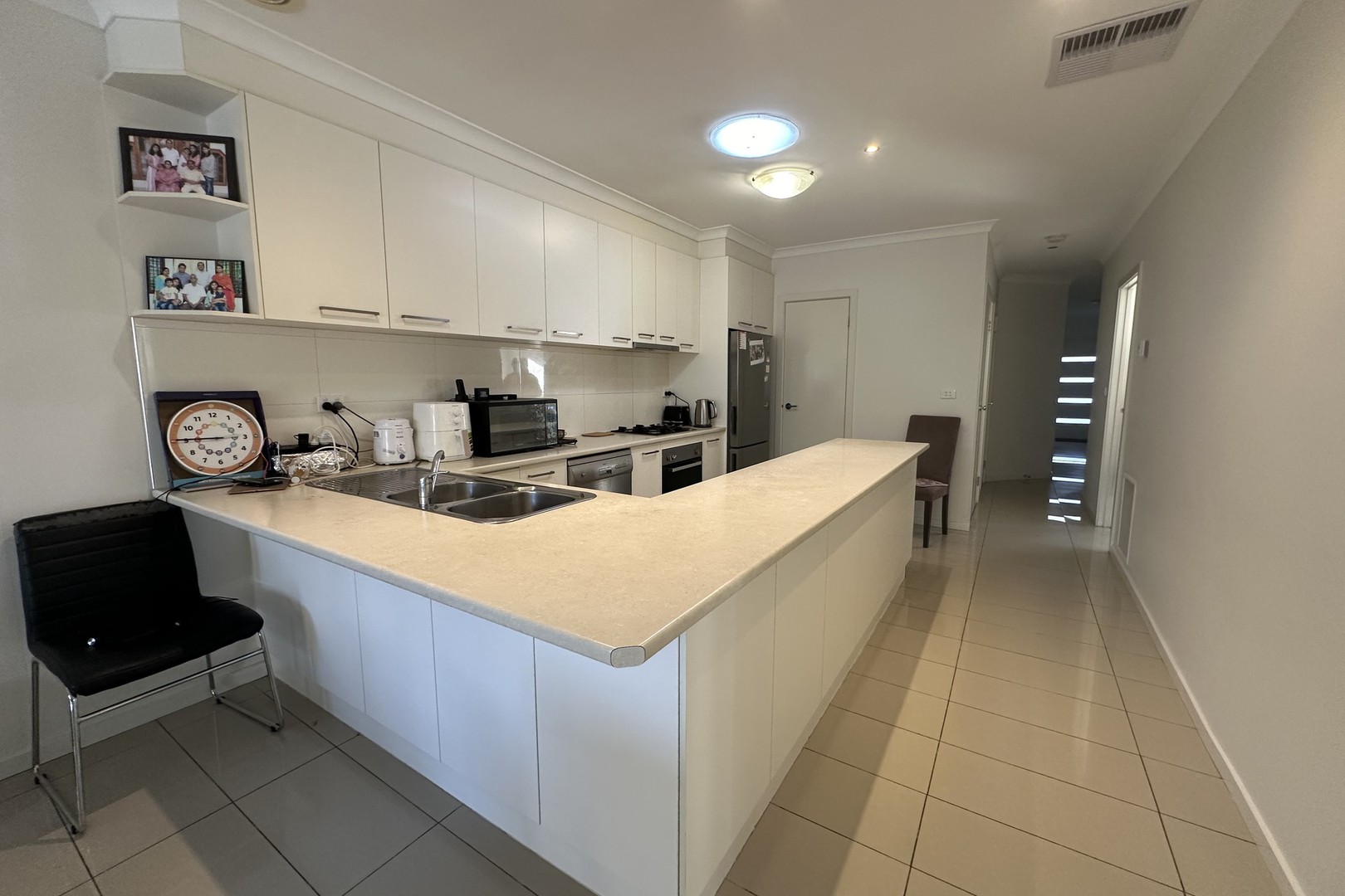 12a Graceburn Grove, St Albans, VIC 3021, St Albans - Thumbnail 8