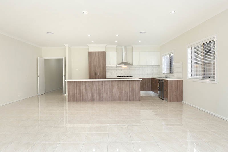 12A La Coruna Gardens, Point Cook, VIC 3030, Point Cook - Thumbnail 3